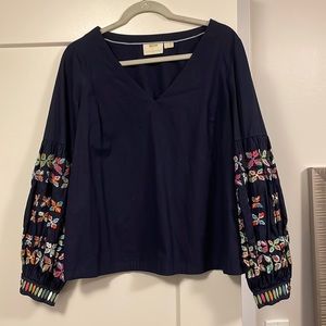 Maeve by Anthropologie embroidered tunic shirt